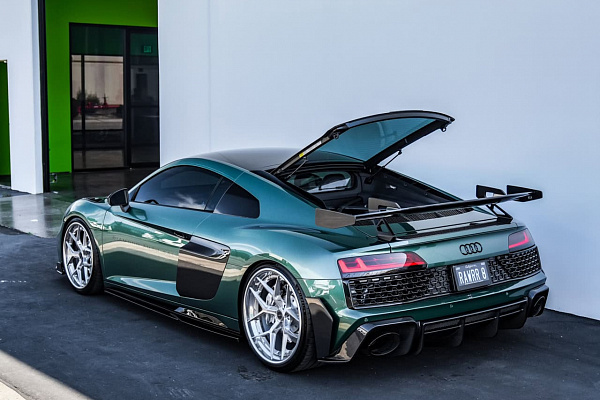 Фото дисков Brixton Forged PF7 Глянцевый лак на Audi R8 (4S)