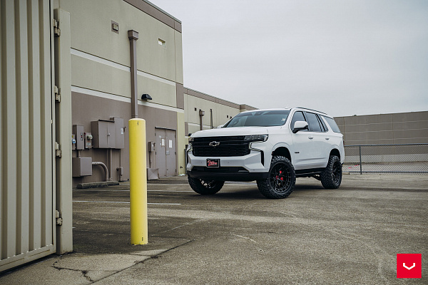 Фото дисков Vossen HFX-1 (6-Lug) Черный глянец на Chevrolet Tahoe V