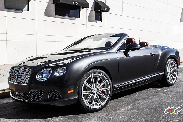 Фото дисков CEC C25 Глянцевый лак на Bentley Continental GT II