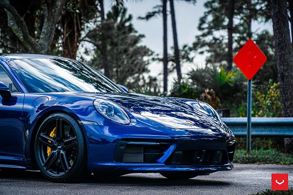 Фото дисков Vossen HF-1 Черный сатин на Porsche 911 VIII