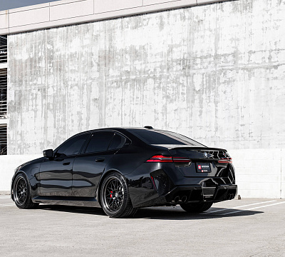 Фото дисков HRE 300 на BMW 5/M5 (G60/G90)