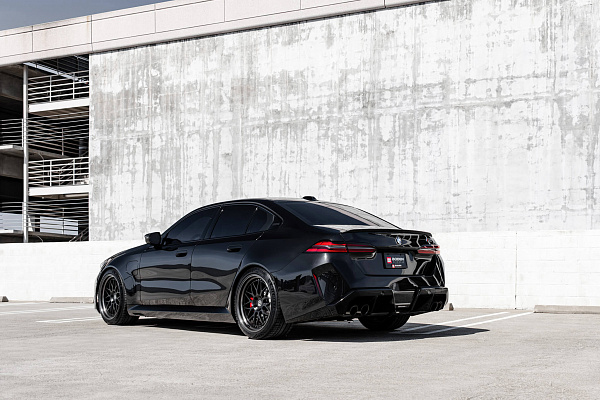 Фото дисков HRE 300 Черный сатин на BMW 5/M5 (G60/G90)