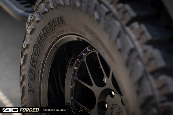 Фото дисков BC Forged LE72 // MLE72 Черный матовый на Ford Bronco