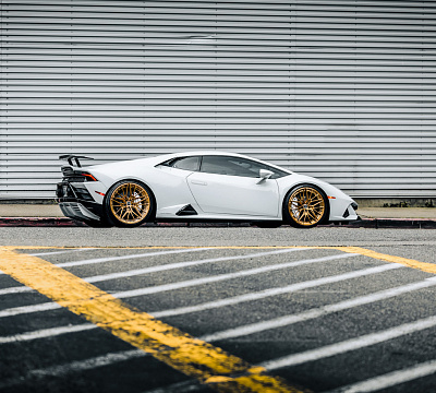 Фото дисков Brixton Forged VL4 на Lamborghini Huracan