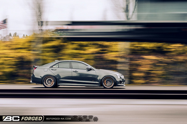 Фото дисков BC Forged HCS21 Глянцевая бронза на Cadillac ATS