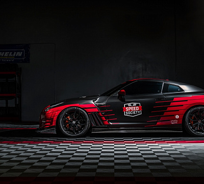 Фото дисков HRE P201 на Nissan GT-R