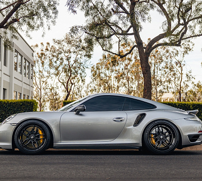 Фото дисков Strasse Wheels SV4 Deep Concave FS на Porsche 911 VII