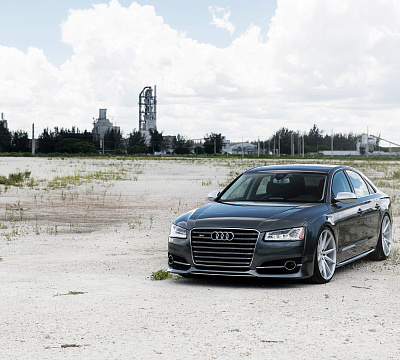 Фото дисков Vossen VFS-1 на Audi A/S 8 (D4)