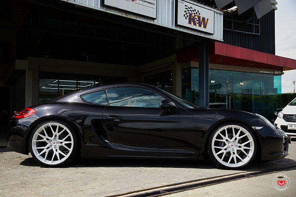 Фото дисков Vossen M-X3 Глянцевый лак на Porsche Cayman II