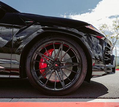 Фото дисков Vossen M-X6 на Lamborghini Urus