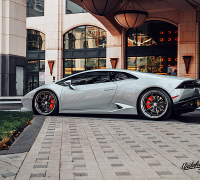 Фото дисков HRE S104SC на Lamborghini Huracan