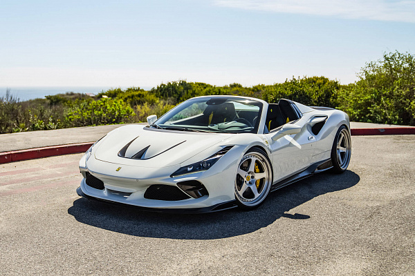 Фото дисков HRE 305 Глянцевый лак на Ferrari F8