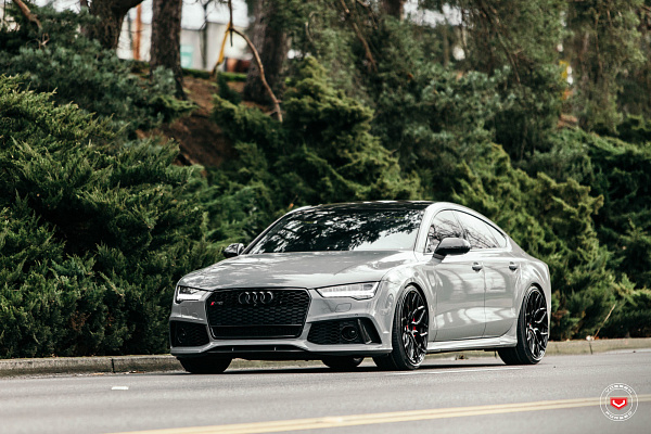 Фото дисков Vossen S17-01 Черный глянец на Audi A/RS 7 (4G)