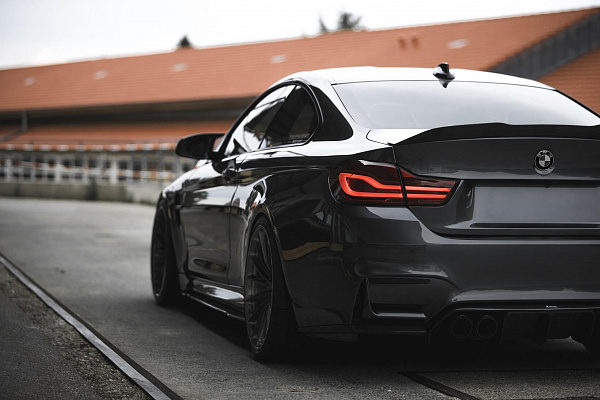 Фото дисков HRE P103 Глянцевый темный лак на BMW 4/M4 (F32/F82)