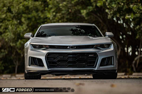 Фото дисков BC Forged LE05 // MLE05 Матовый графит на Chevrolet Camaro VI