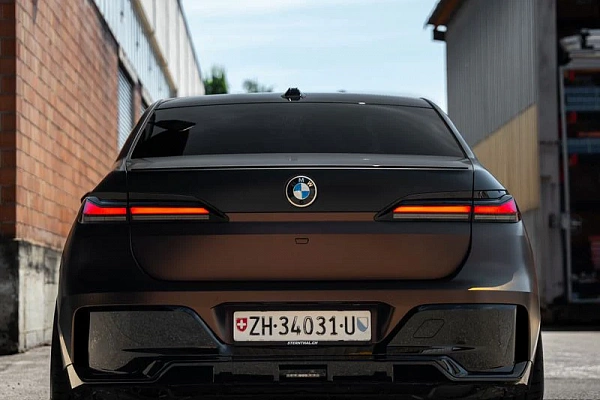 Фото дисков ST Wheels ST7 Черный глянец на BMW 7 (G70)