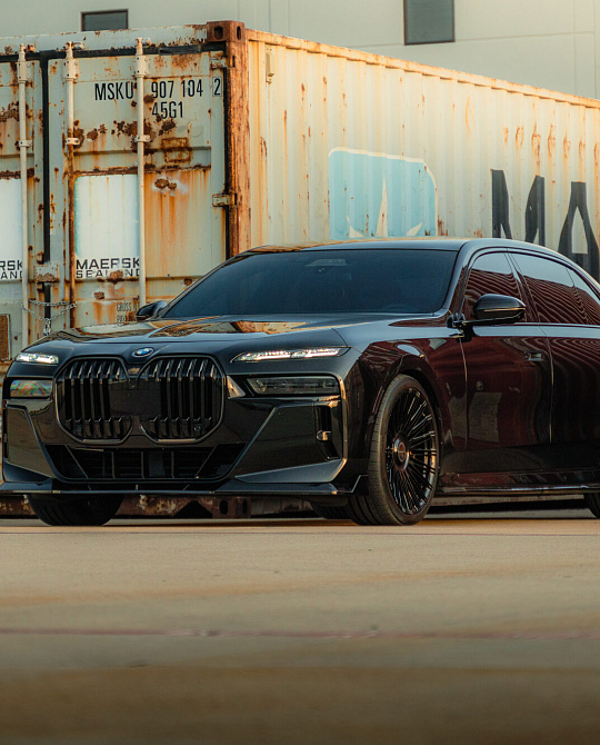 Фото дисков S17-14 Черный глянец на BMW 7 (G70)