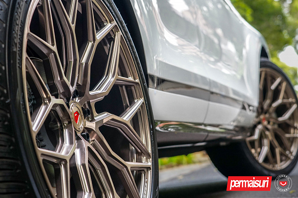 Фото дисков Vossen S17-01 Другой цвет на Land Rover Range Rover Evoque II