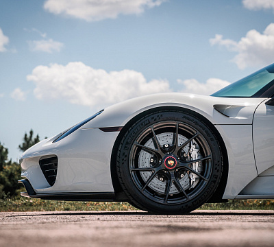 Фото дисков Vossen RS74 на Porsche 918 Spyder