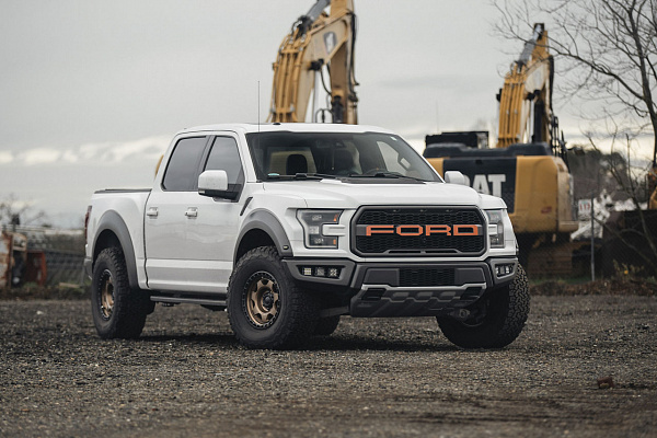 Фото дисков Black Rhino VOYAGER Сатиновая бронза на Ford F-150 XIII
