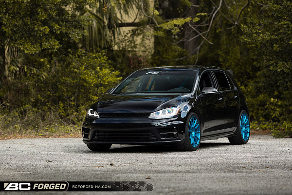 Фото дисков BC Forged RS43 Другой цвет на Volkswagen Golf VII
