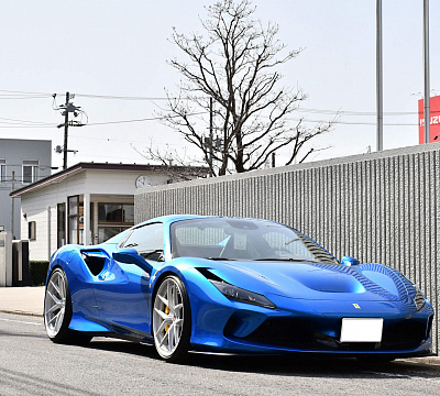 Фото дисков HRE S101SC на Ferrari F8