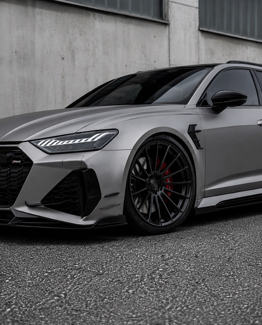 Фото дисков ST22 Черный глянец на Audi A/RS 6 (C8)