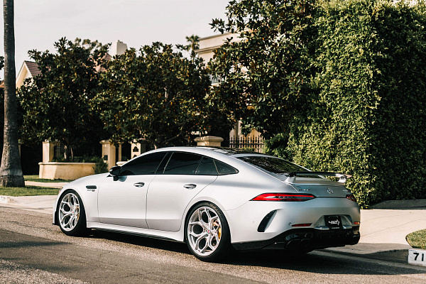 Mercedes-Benz AMG GT 63