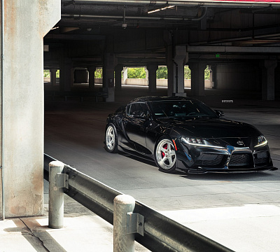 Фото дисков Strasse Wheels S5 Track на Toyota Supra A90