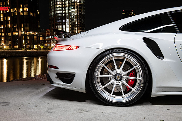 Фото дисков Anrky AN38 Глянцевый лак на Porsche 911 VII