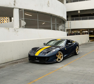 Фото дисков Anrky AN35 на Ferrari 812