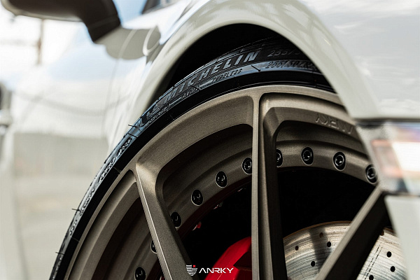 Фото дисков Anrky AN22 Сатиновый темный лак на Porsche 911 VII