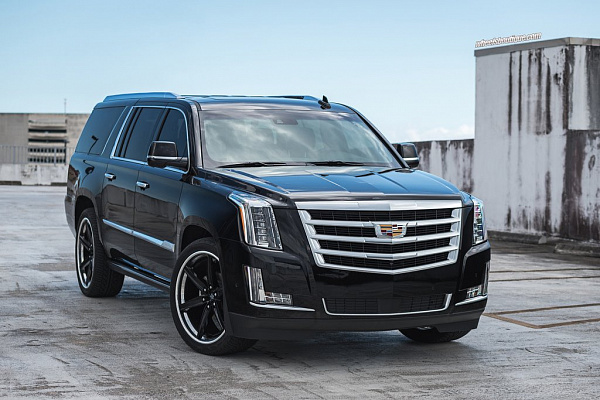 Фото дисков Anrky AN36-S Черный глянец на Cadillac Escalade IV