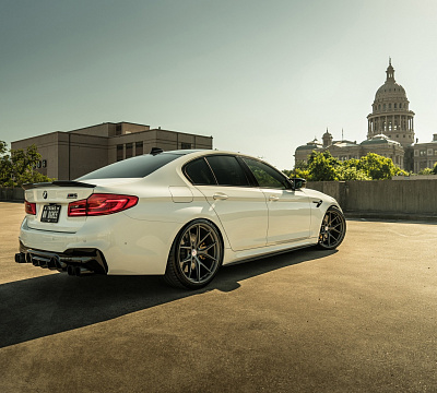 Фото дисков HRE P101 на BMW 5/M5 (G30/F90)