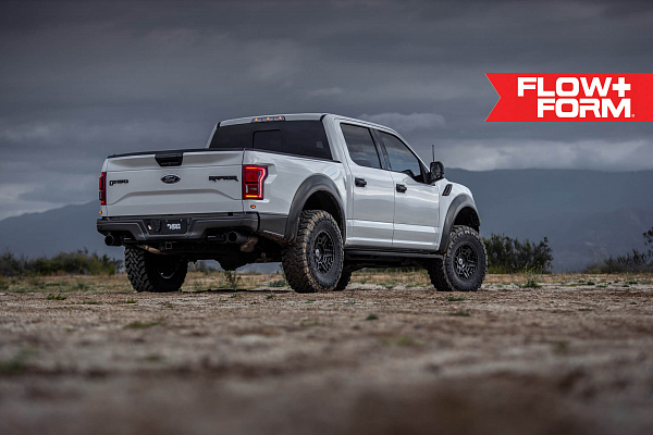 Фото дисков HRE FT1 Черный сатин на Ford F-150 XIII