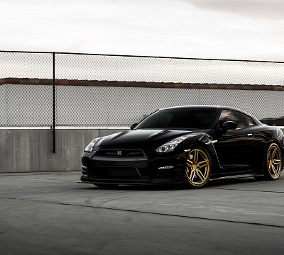 Фото дисков Vossen HF-1 на Nissan GT-R