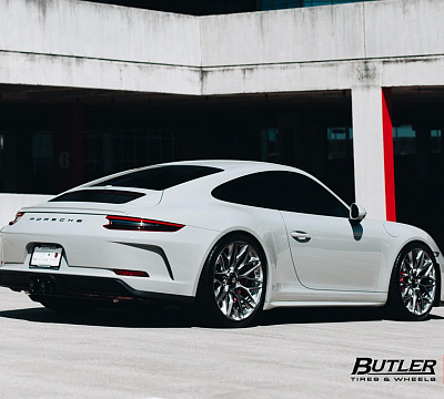 Фото дисков HRE P200 на Porsche 911 VII