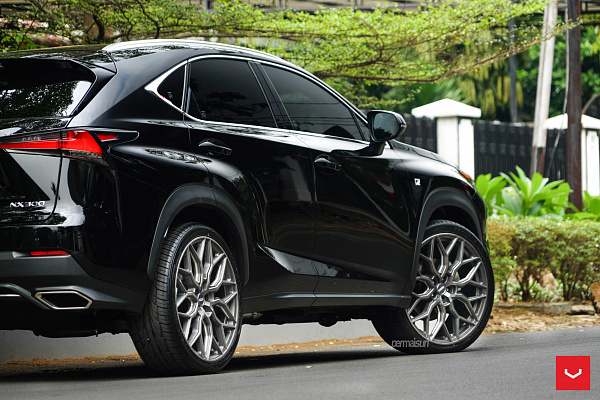 Фото дисков Vossen HF-2 Серебро на Lexus NX I