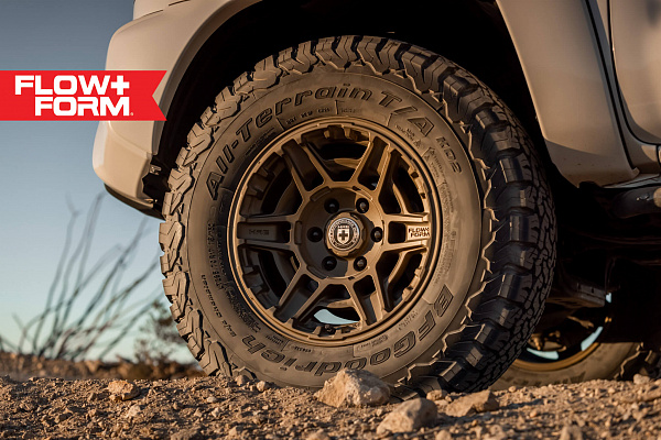 Фото дисков HRE FT1 Сатиновое темное золото на Toyota Tacoma III