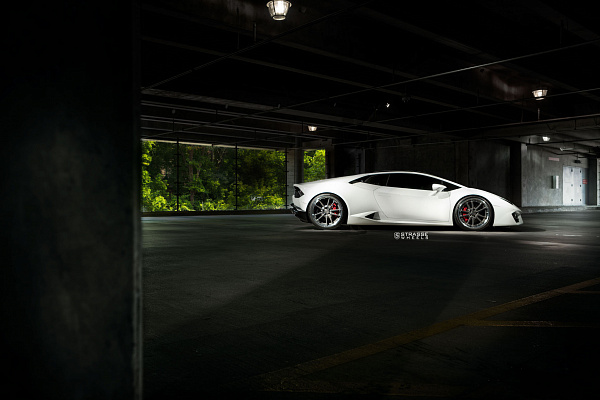 Фото дисков Strasse Wheels SV1 Deep Concave FS Другой цвет на Lamborghini Huracan