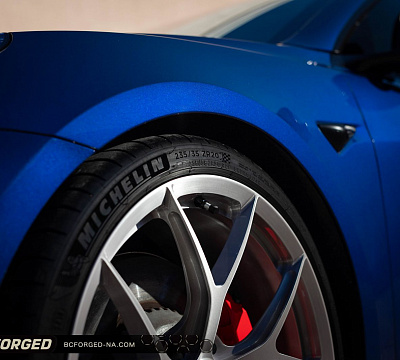 Фото дисков BC Forged KL01 на Tesla Model 3