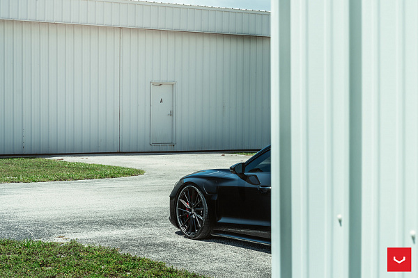 Фото дисков Vossen HF-4T Черный сатин на Audi E-tron GT
