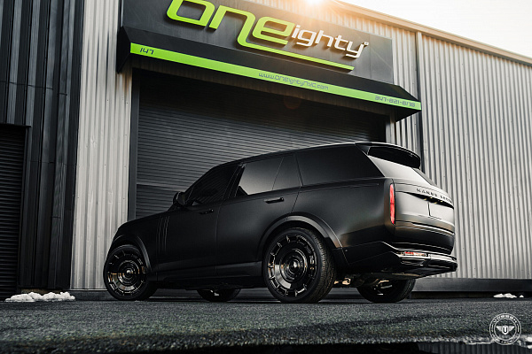 Фото дисков Vossen UV-7 Черный глянец на Land Rover Range Rover V