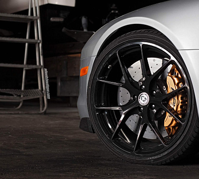 Фото дисков HRE P101 на Mercedes-Benz SLS AMG