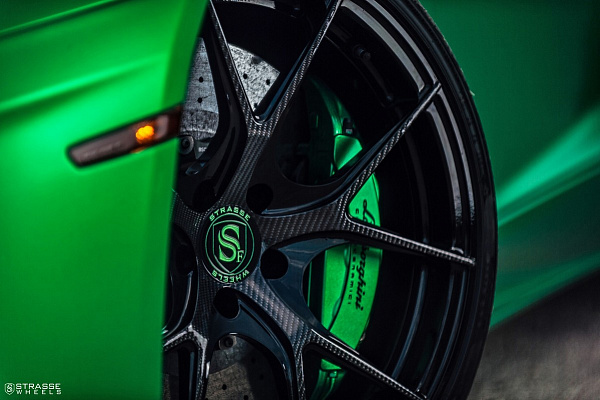 Фото дисков Strasse Wheels SM5R Deep Concave Monoblock Другой цвет на Lamborghini Aventador