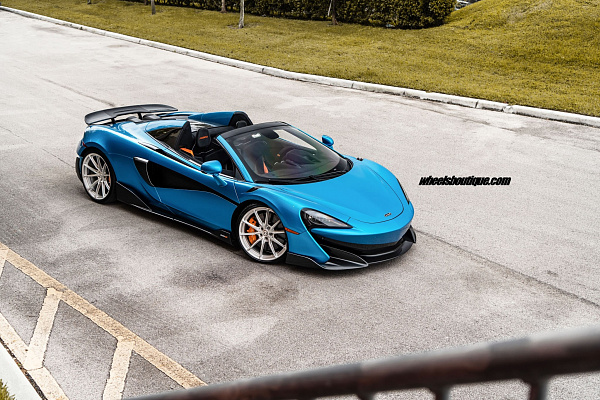 Фото дисков HRE P104SC Глянцевый лак на McLaren 600