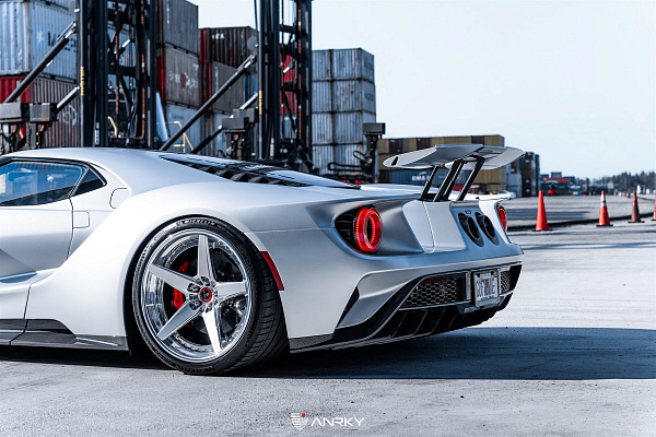 Фото дисков Anrky RS5.3 Глянцевый лак на Ford GT II