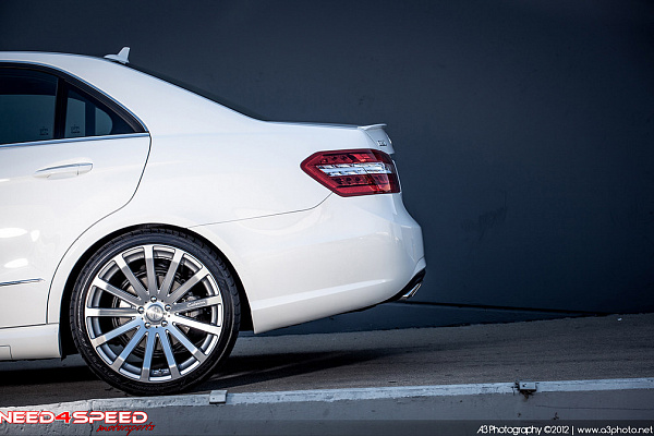 Фото дисков MRR HR9 Глянцевый лак на Mercedes-Benz E-Class (W212, S212, C207)