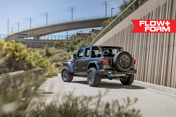 Фото дисков HRE FT1 Глянцевый графит на Jeep Wrangler IV (JL)
