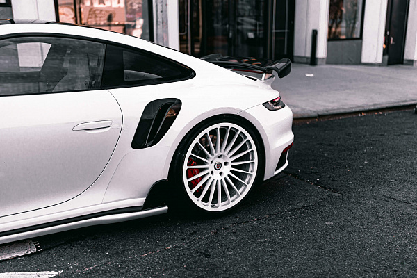 Фото дисков HRE 309M Белый глянец на Porsche 911 VIII